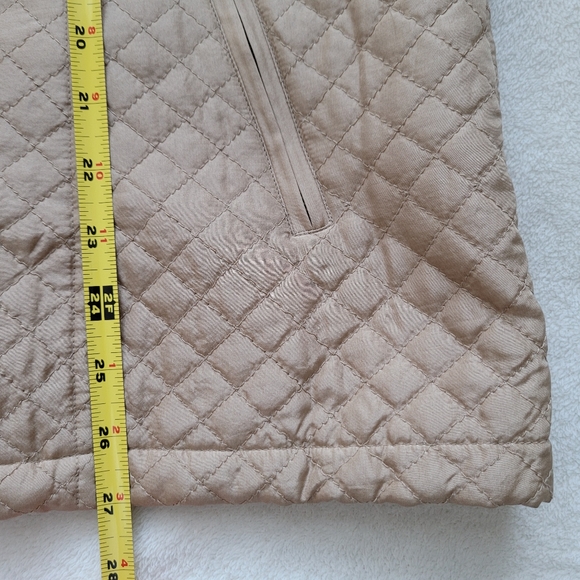 Washable Silk Diamond-Quilted Collared Lightweight Jacket ~flaw~ Beige NE… - Picture 3 of 14